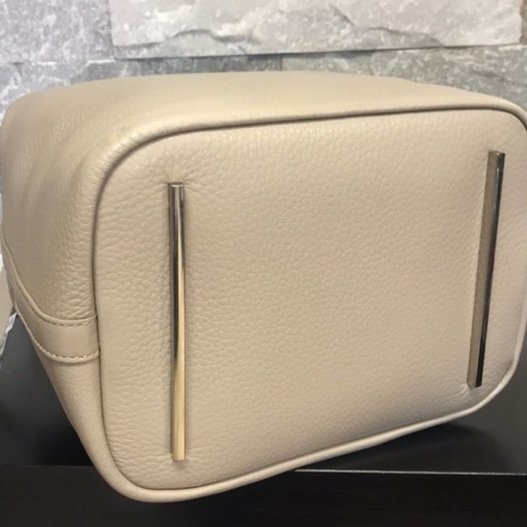 Celine Dion Falsetto Satchel & Chain Link Handles - Picture 9 of 9